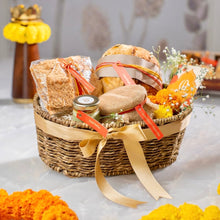 Load image into Gallery viewer, Festive Gift basket with food