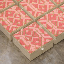 Load image into Gallery viewer, Pink Lattice Beaded Box