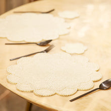 Load image into Gallery viewer, Beaded Flower Table Mats