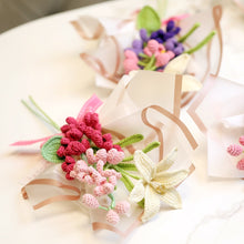 Load image into Gallery viewer, crochet flower bouquet