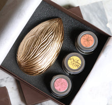 Load image into Gallery viewer, Charming Gift Box