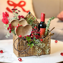 Load image into Gallery viewer, Envelope Basket