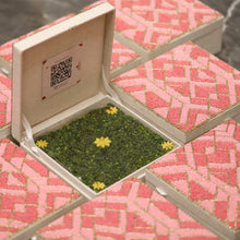 Load image into Gallery viewer, Pink Lattice Beaded Box