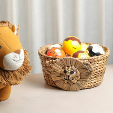 Load image into Gallery viewer, lion basket