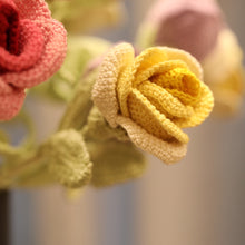 Load image into Gallery viewer, Crochet Shaded Roses