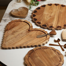 Load image into Gallery viewer, heart shape boards