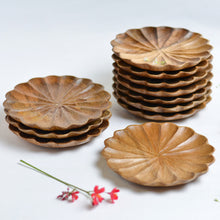 Load image into Gallery viewer, wooden flower plate