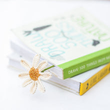 Load image into Gallery viewer, crochet flowers