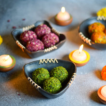 Load image into Gallery viewer, Triangle Bowl(Set of 2)