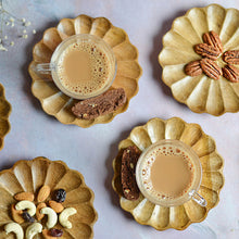 Load image into Gallery viewer, wooden flower plate