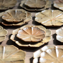 Load image into Gallery viewer, Lotus Plates(Set of 4)