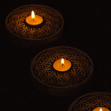 Load image into Gallery viewer, Round Carved Block Tealight
