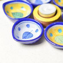 Load image into Gallery viewer, Blue Pottery Diya Gift - Leaf