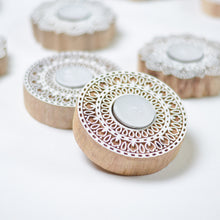 Load image into Gallery viewer, Disc Carved Block Tealight Holder