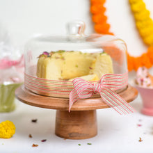 Load image into Gallery viewer, Cloche Cake Stand