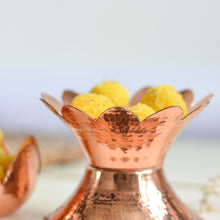 Load image into Gallery viewer, Floral Copper Bowls(Set of 2)