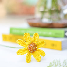 Load image into Gallery viewer, crochet flowers