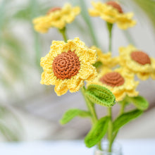 Load image into Gallery viewer, Crochet Sunflower