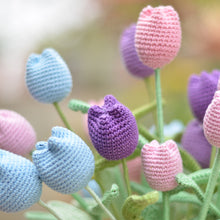 Load image into Gallery viewer, crochet tulips