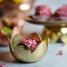 Load image into Gallery viewer, floral design bowl