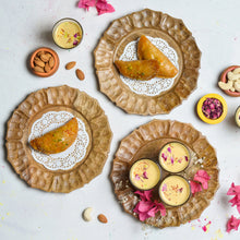 Load image into Gallery viewer, Wooden Sunflower Plate