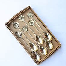 Load image into Gallery viewer, Floral Spoon Set