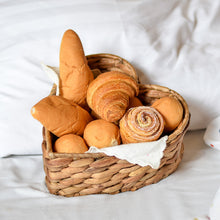 Load image into Gallery viewer, Heart Basket
