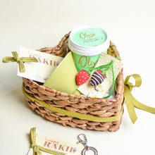 Load image into Gallery viewer, Heart Basket