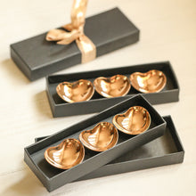 Load image into Gallery viewer, heart dip bowl