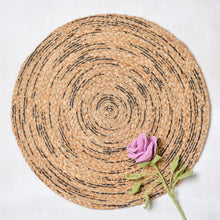 Load image into Gallery viewer, Ripple Jute Placemats (Set of 4)