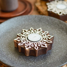 Load image into Gallery viewer, Snowflake Tealight Holder