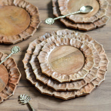 Load image into Gallery viewer, Wooden Sunflower Plate
