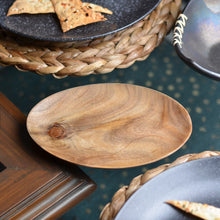 Load image into Gallery viewer, Wooden Oval Plate
