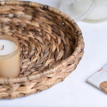 Load image into Gallery viewer, Round Woven Tray Basket