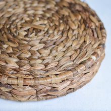 Load image into Gallery viewer, Round Woven Tray Basket
