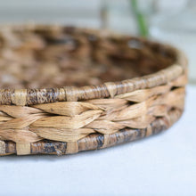 Load image into Gallery viewer, Round Woven Tray Basket