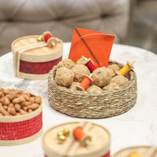 Load image into Gallery viewer, festive gifting basket
