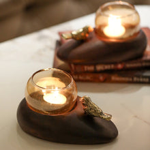Load image into Gallery viewer, pebble tealight
