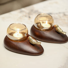 Load image into Gallery viewer, Bird Pebble Tea-light Holder
