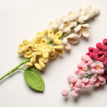 Load image into Gallery viewer, Crochet Lilac Flower
