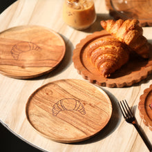 Load image into Gallery viewer, Croissant Plate Set
