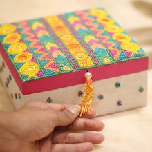 Load image into Gallery viewer, embellished gift box
