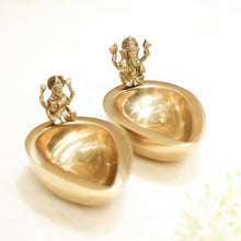 Load image into Gallery viewer, Ganesh &amp; Laxmi Brass Diya Set
