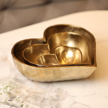 Load image into Gallery viewer, Heart Bowl Set
