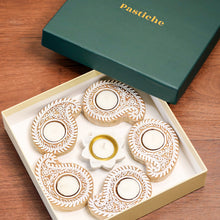 Load image into Gallery viewer, Paisley Rangoli Box
