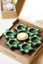 Load image into Gallery viewer, Star Tea-Light Gift Box
