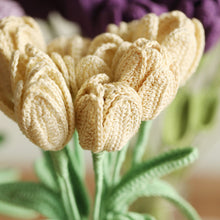 Load image into Gallery viewer, white crochet tulip 
