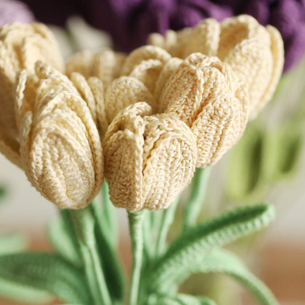 white crochet tulip 