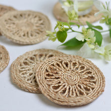 Load image into Gallery viewer, Jute Flower Coaster
