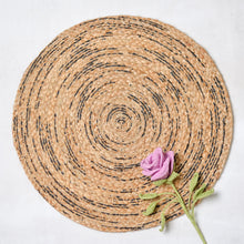 Load image into Gallery viewer, Ripple Jute Placemats (Set of 4)
